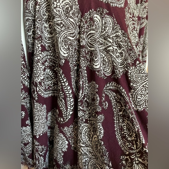 Urban Outfitters Ecote Sascha Bell Sleeve Mini Dress in Maroon Paisley - Picture 13 of 13